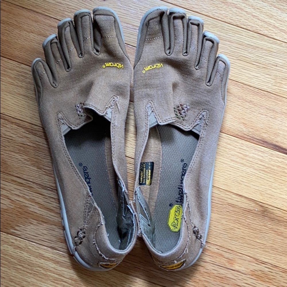 NWOT Vibram Five Fingers CVT Hemp EU size 41